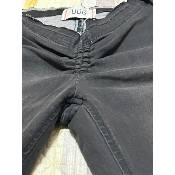 BDG Ruched V-Front Flare Jeans Womens 26 Black Distressed Stone Wash Side Zip - Picture 3 of 10